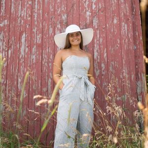 Meet your Posher, Olivia